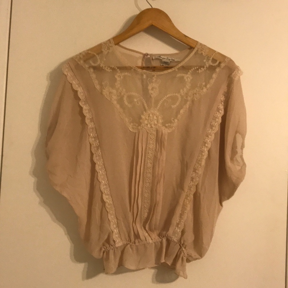 American rag top/blouse.